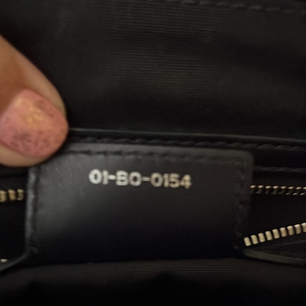 DIOR PURSE  LIKE NEW CONDITION - Picture 7 of 16